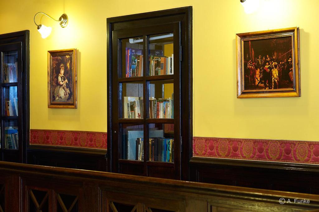 Hotel Lovecky Zamecek Orion Liberec Esterno foto