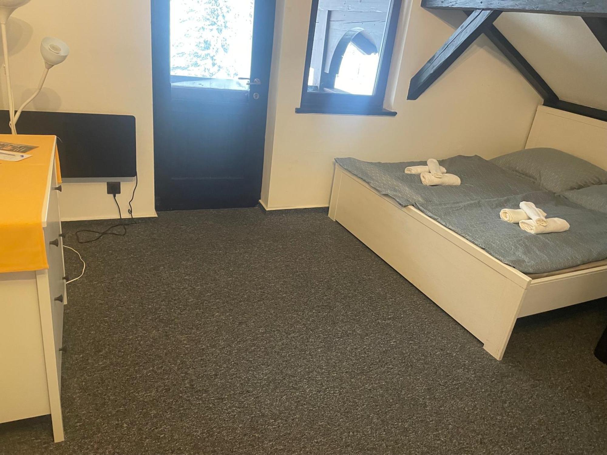 Hotel Lovecky Zamecek Orion Liberec Esterno foto