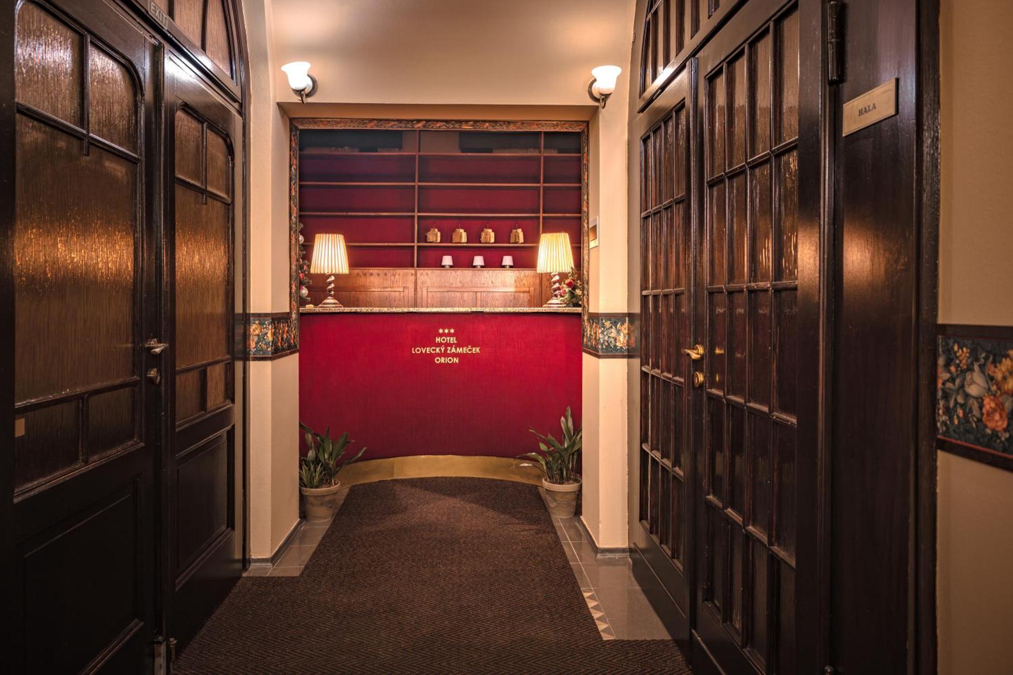 Hotel Lovecky Zamecek Orion Liberec Esterno foto