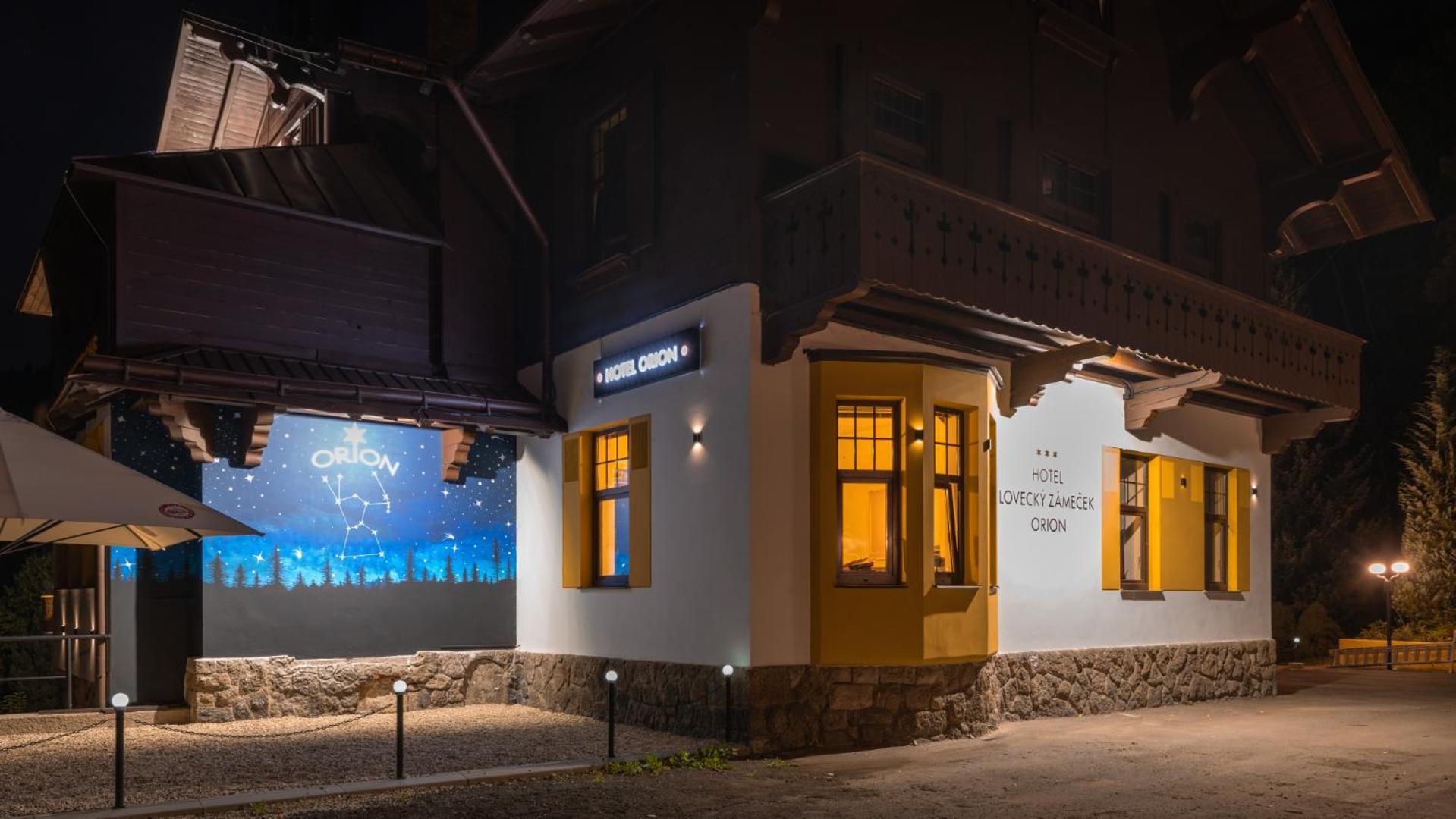 Hotel Lovecky Zamecek Orion Liberec Esterno foto