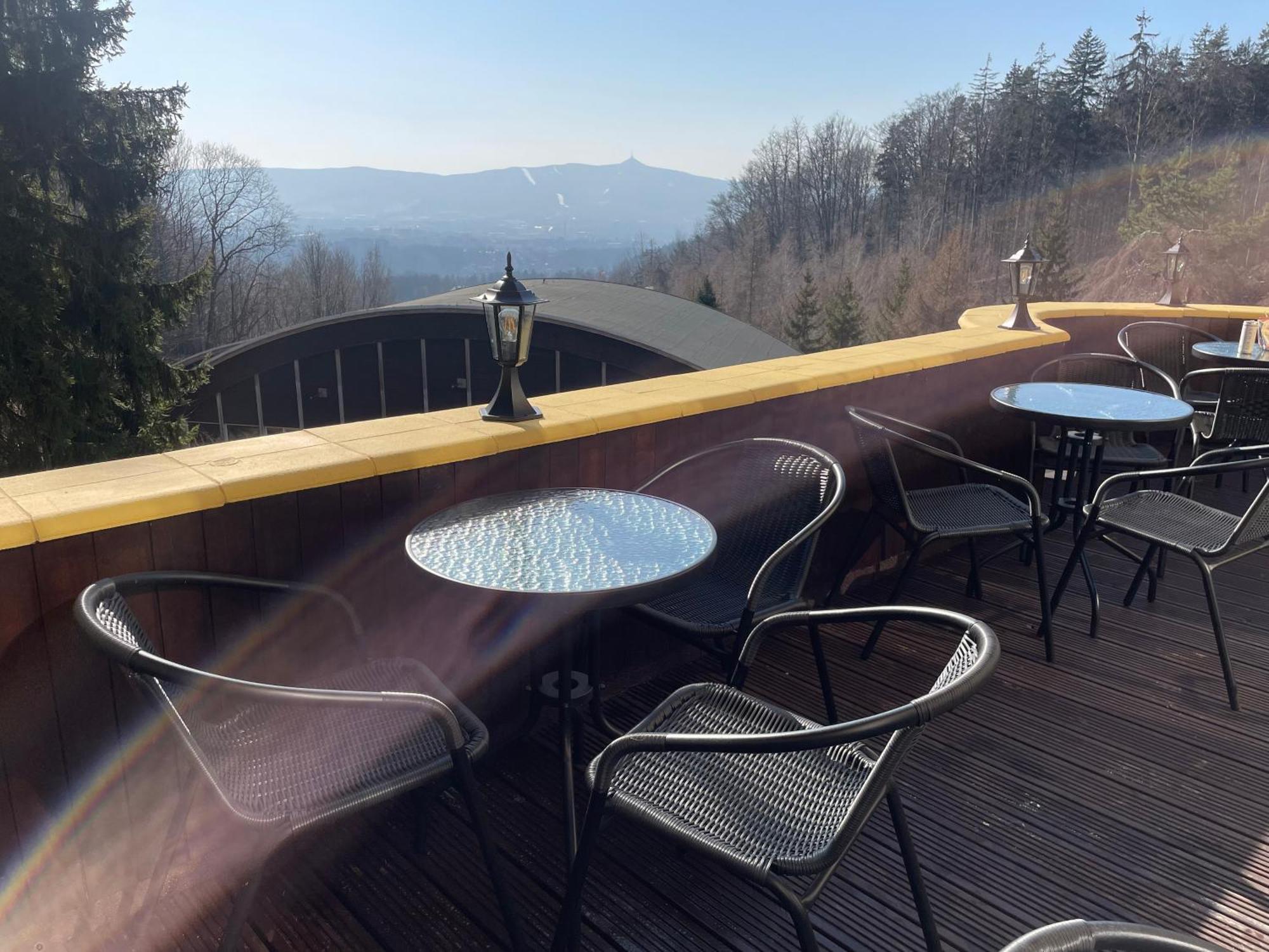 Hotel Lovecky Zamecek Orion Liberec Esterno foto