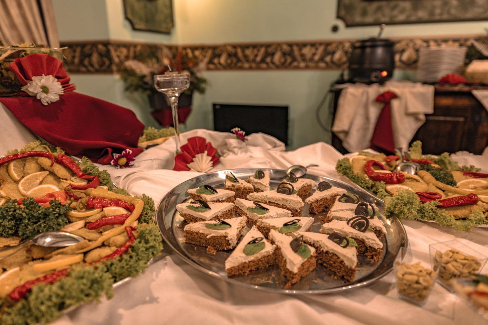 Hotel Lovecky Zamecek Orion Liberec Esterno foto