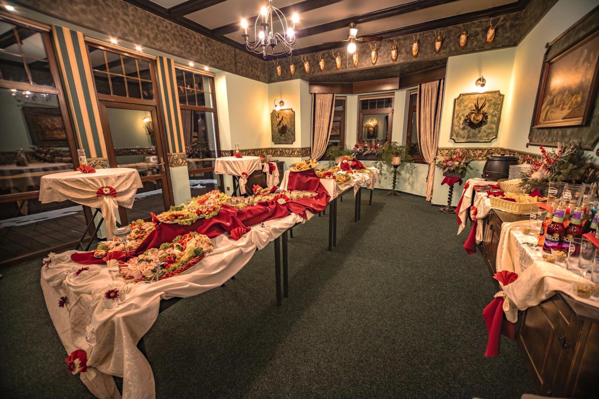 Hotel Lovecky Zamecek Orion Liberec Esterno foto