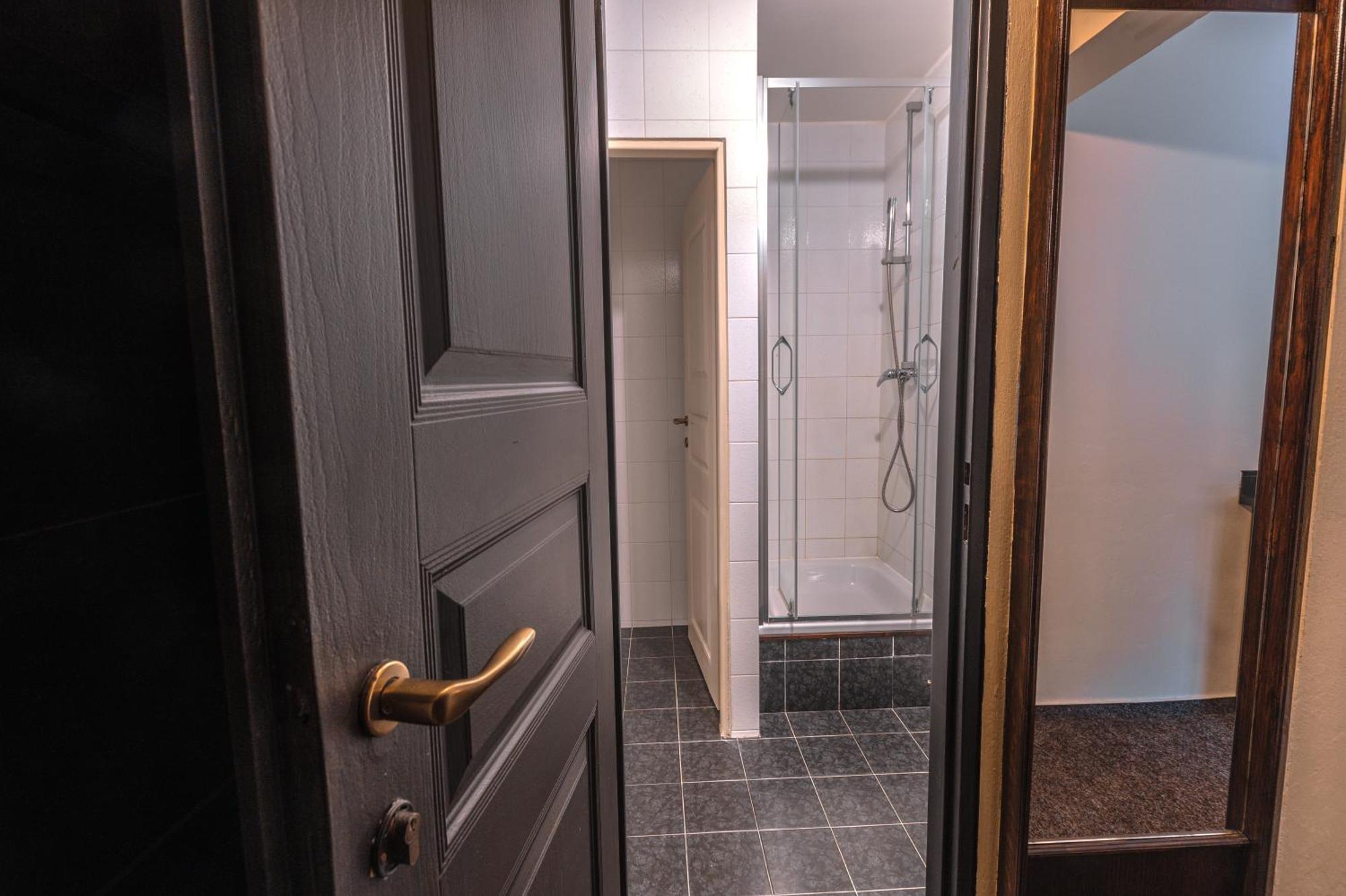 Hotel Lovecky Zamecek Orion Liberec Esterno foto